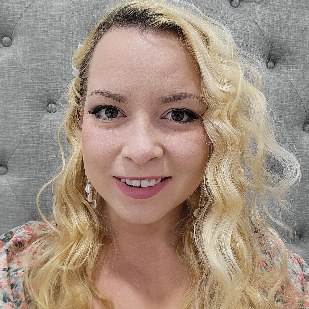 Meet your Posher, Irina